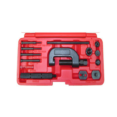OT-215<br>Chain Breaker and Riveting Tool Kit